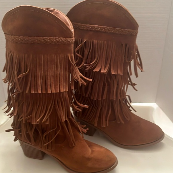 Shoes - Brown Suede Fringe Cow Girl Boots